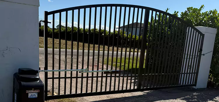 Driveway Fence Repair De Pere